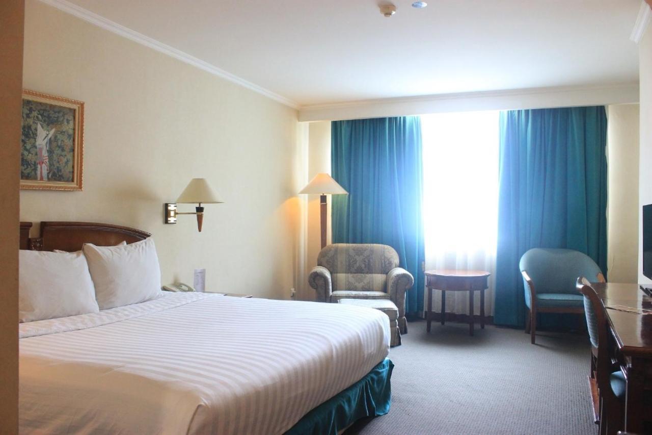 Grand Arkenso Park View Hotel Semarang Luaran gambar