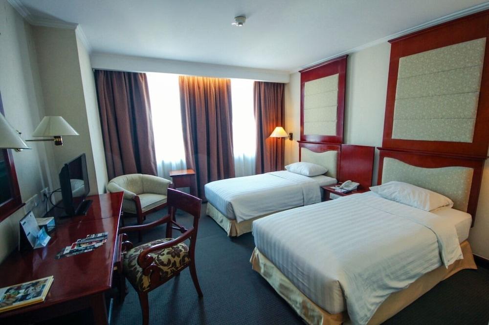 Grand Arkenso Park View Hotel Semarang Luaran gambar