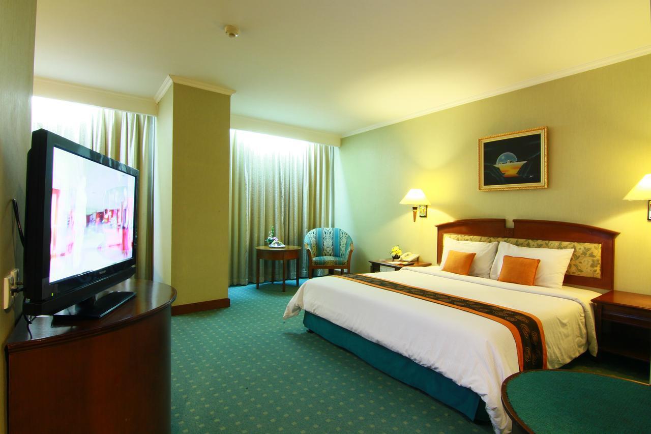 Grand Arkenso Park View Hotel Semarang Luaran gambar