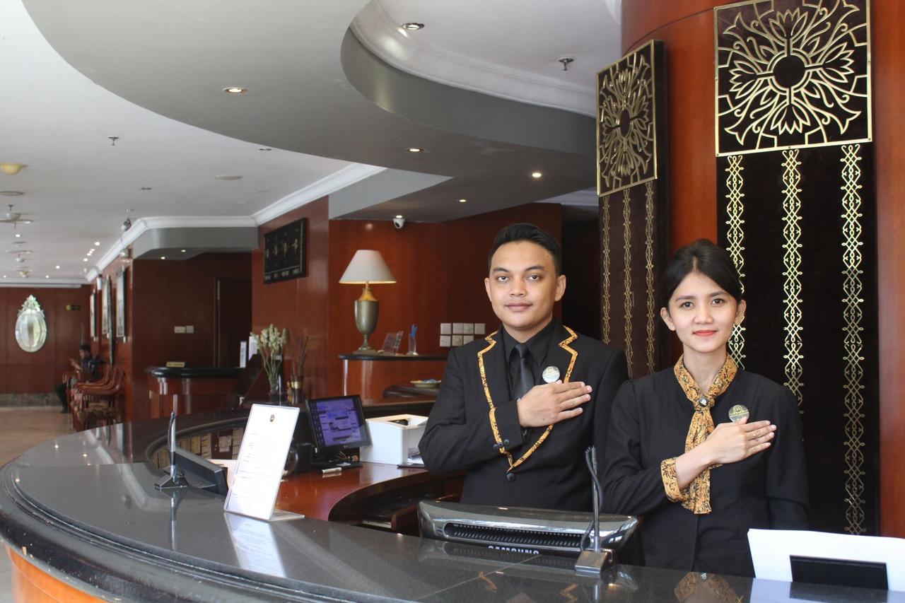 Grand Arkenso Park View Hotel Semarang Luaran gambar