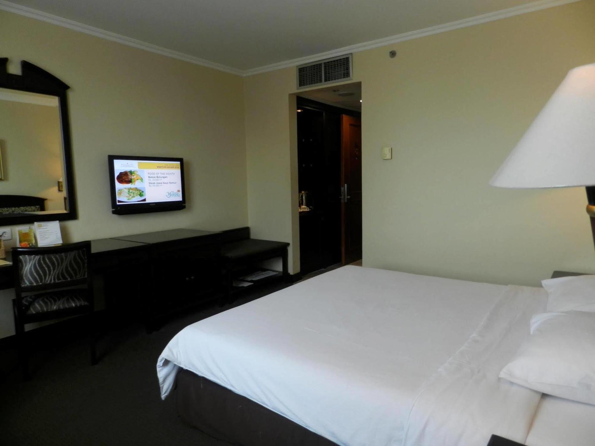 Grand Arkenso Park View Hotel Semarang Luaran gambar