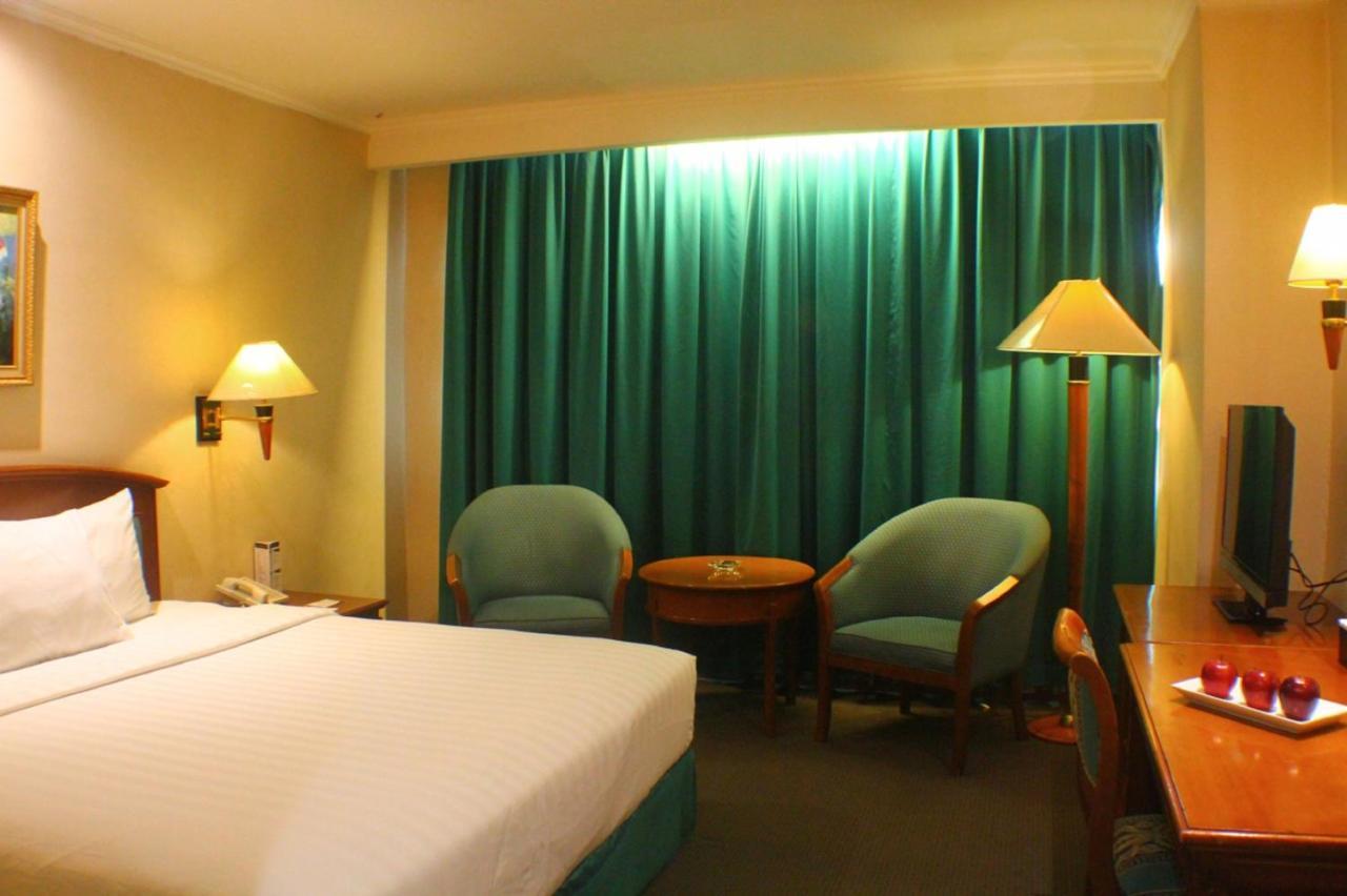 Grand Arkenso Park View Hotel Semarang Luaran gambar