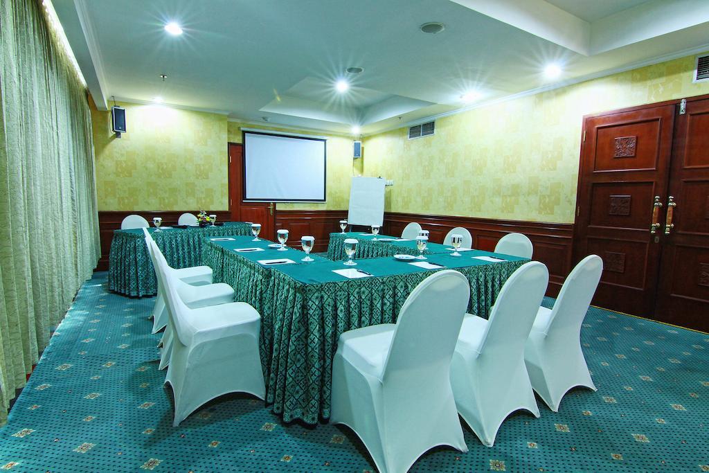 Grand Arkenso Park View Hotel Semarang Luaran gambar