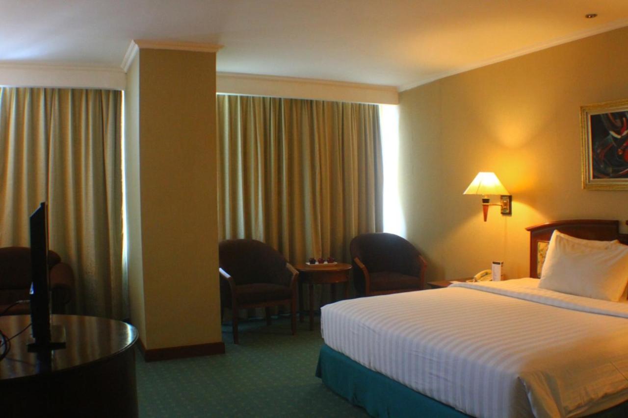 Grand Arkenso Park View Hotel Semarang Luaran gambar